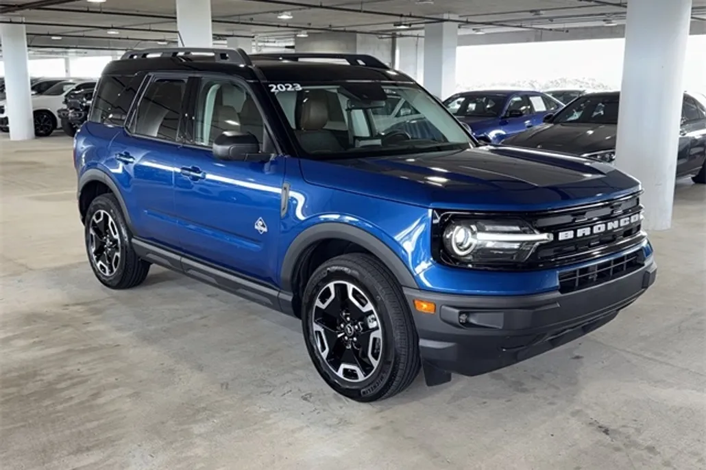2023 Ford Bronco Sport Outer Banks photo 1