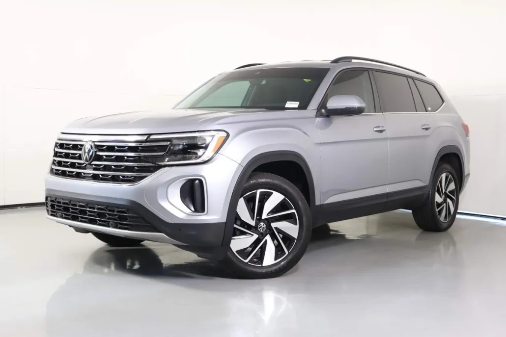2024 Volkswagen Atlas SE Technology photo 1