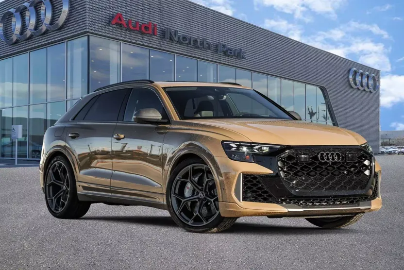 2025 Audi RS Q8 photo 1