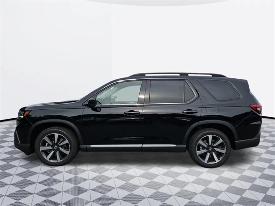 2025 Honda Pilot Touring photo 1