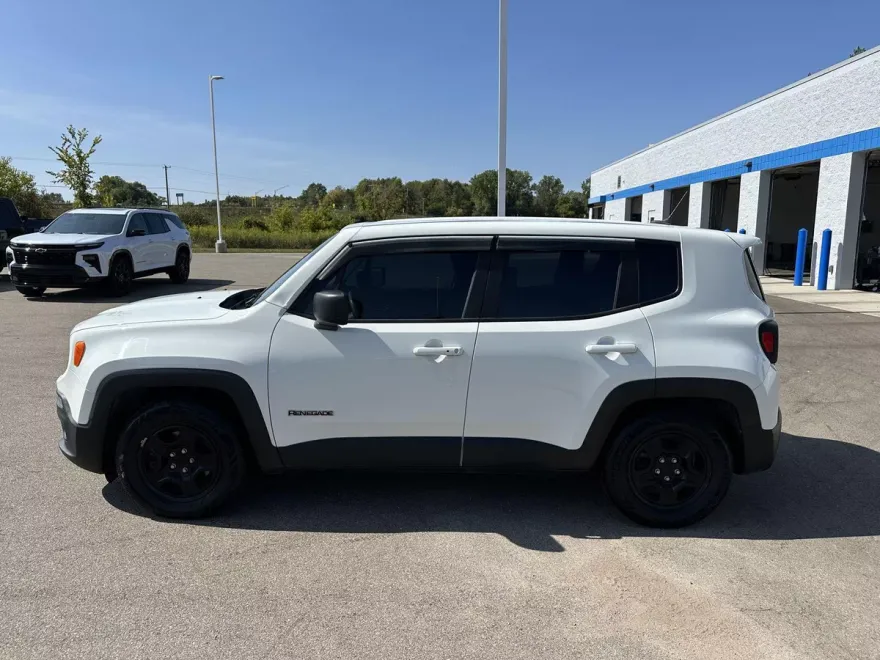 2016 Jeep Renegade Sport photo 1