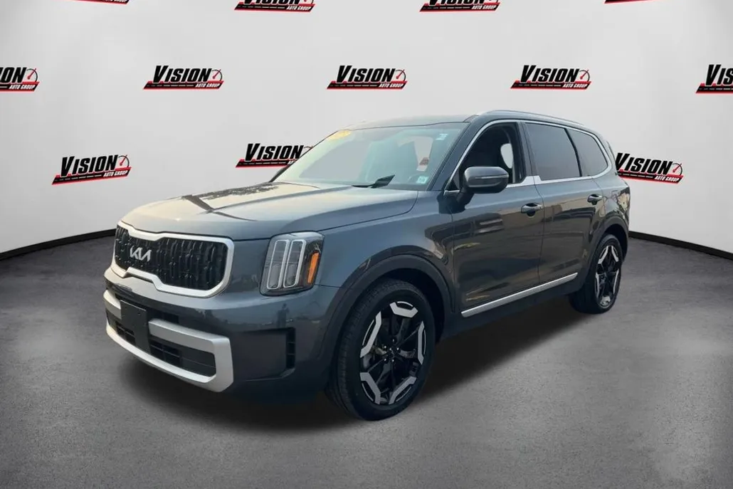 2023 Kia Telluride EX photo 1
