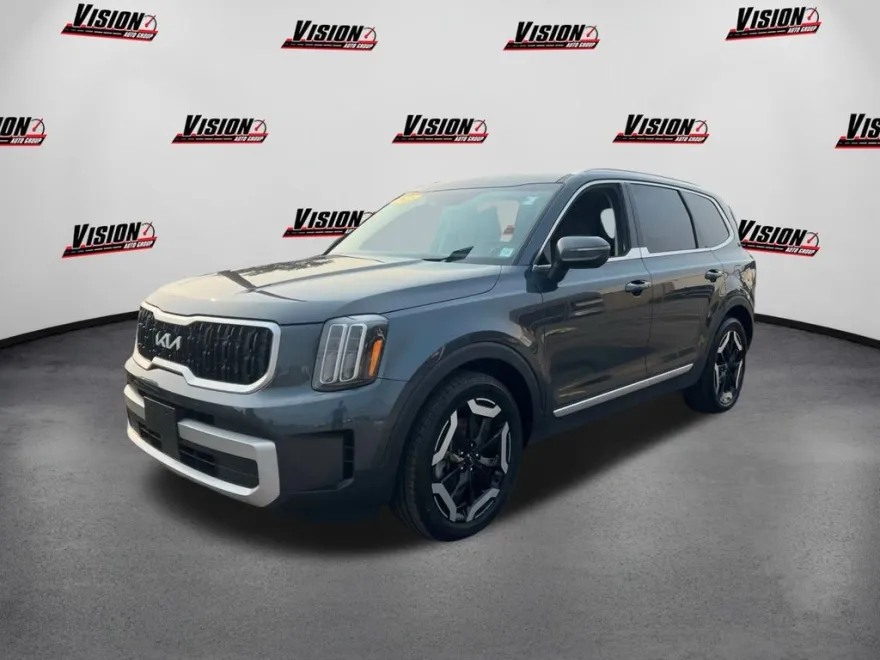2023 Kia Telluride EX photo 1