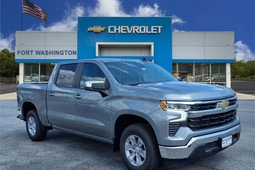 2025 Chevrolet Silverado 1500 LT photo 1