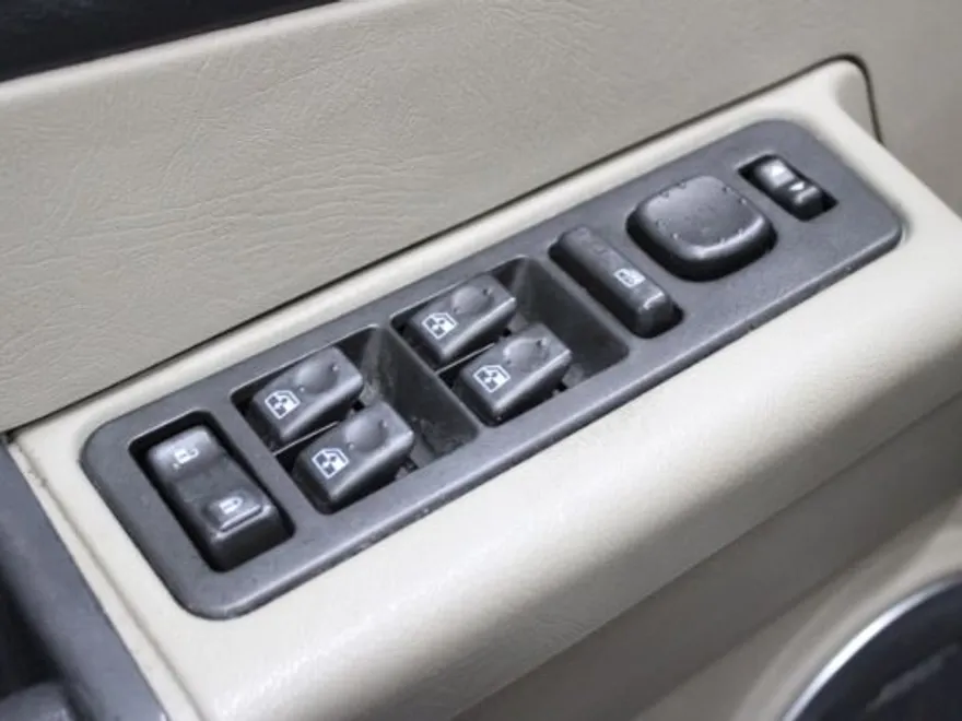 2007 Hummer H2 Luxury photo 11
