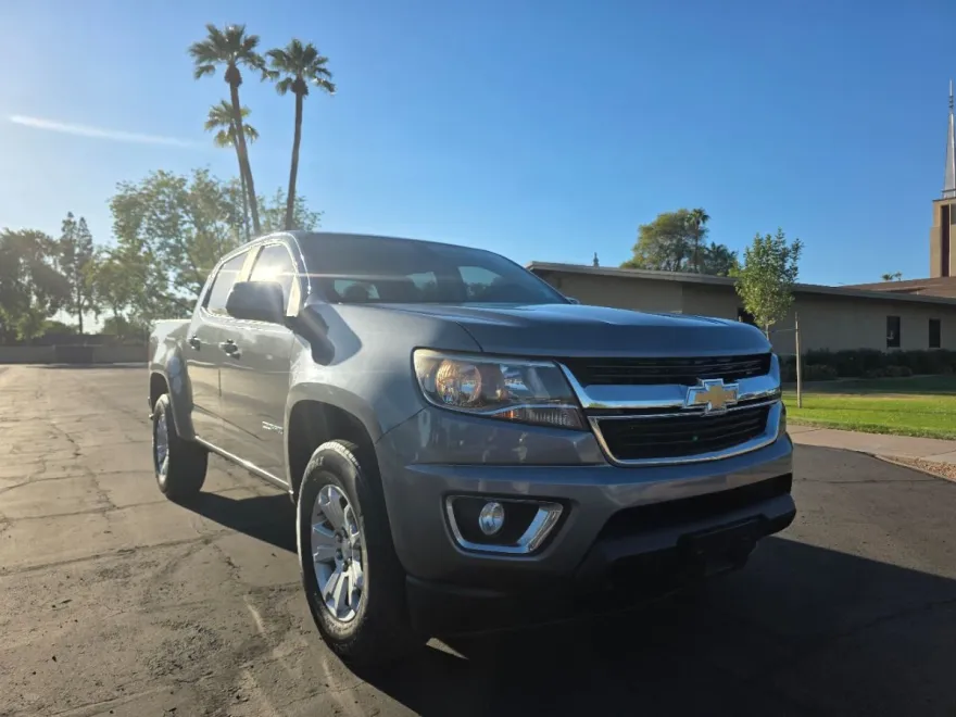 2018 Chevrolet Colorado LT photo 1