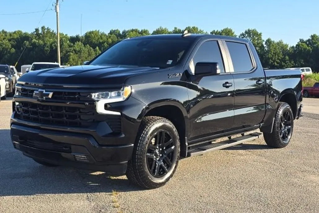2023 Chevrolet Silverado 1500 RST photo 1
