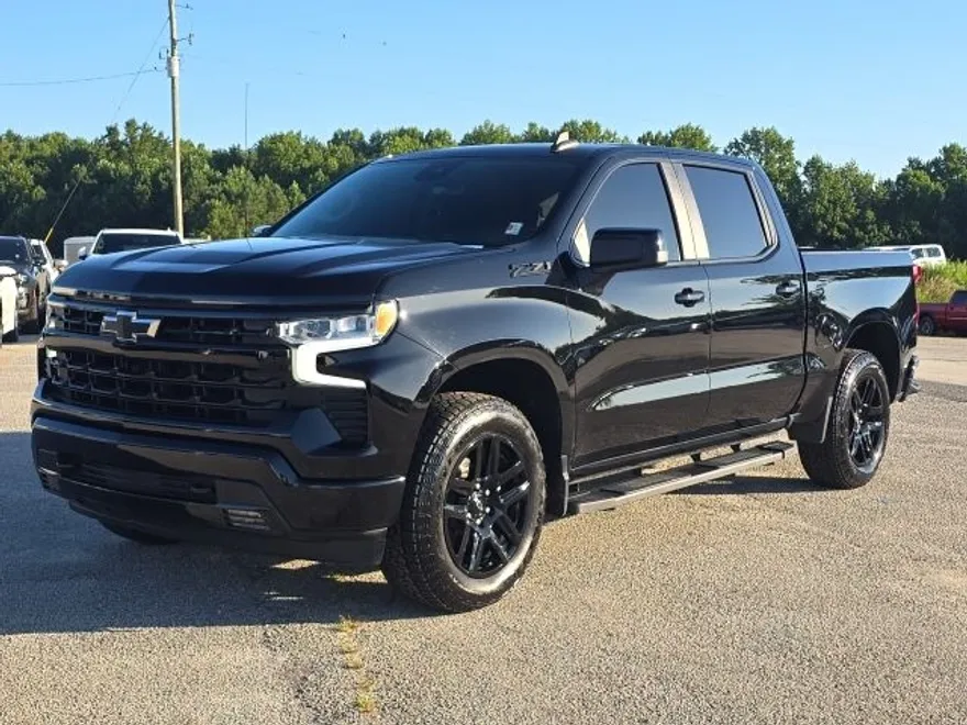 2023 Chevrolet Silverado 1500 RST photo 1
