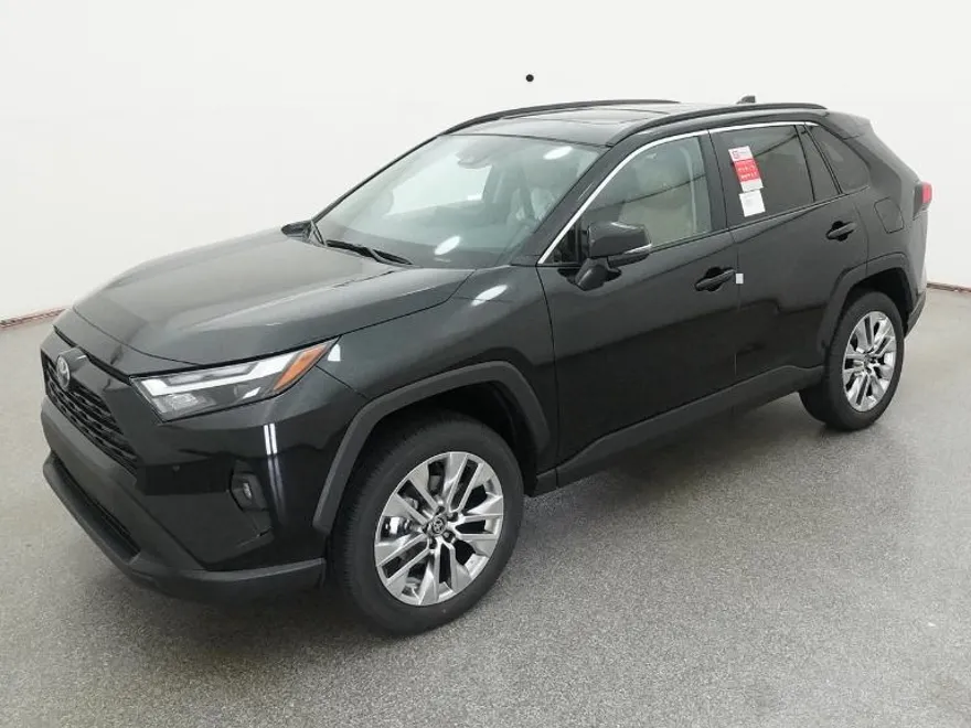 2025 Toyota RAV4 XLE Premium photo 1