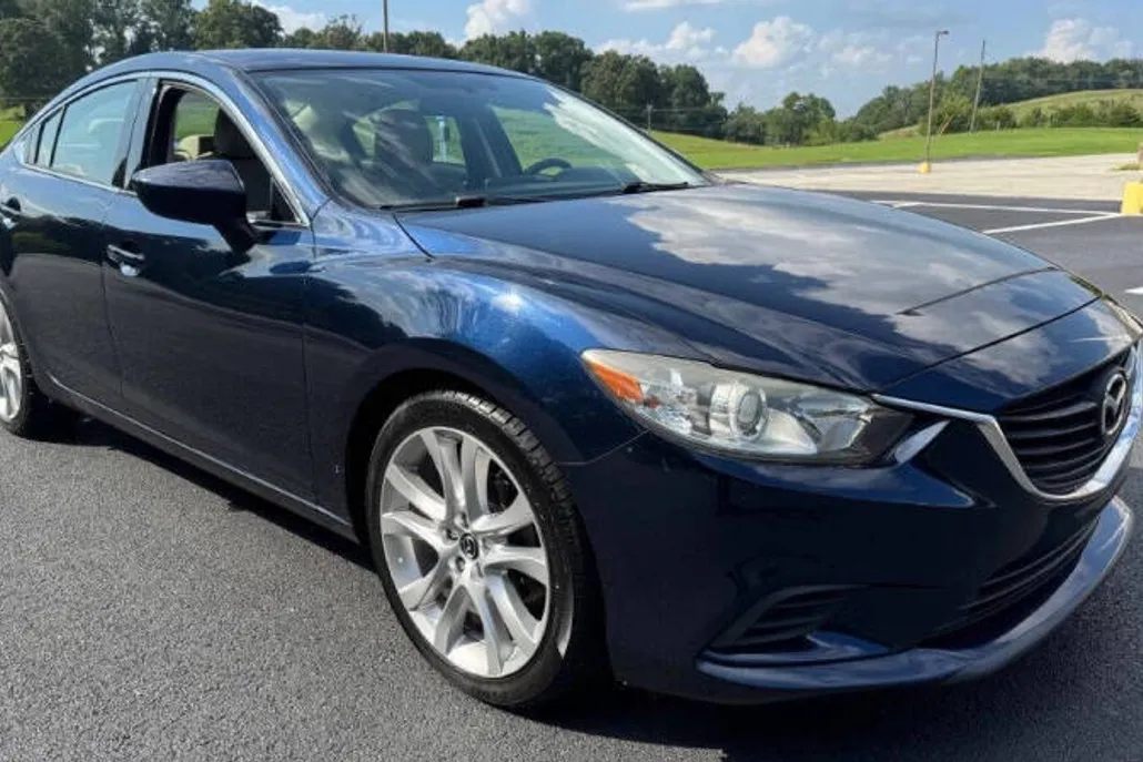 2016 Mazda Mazda6 Touring photo 1