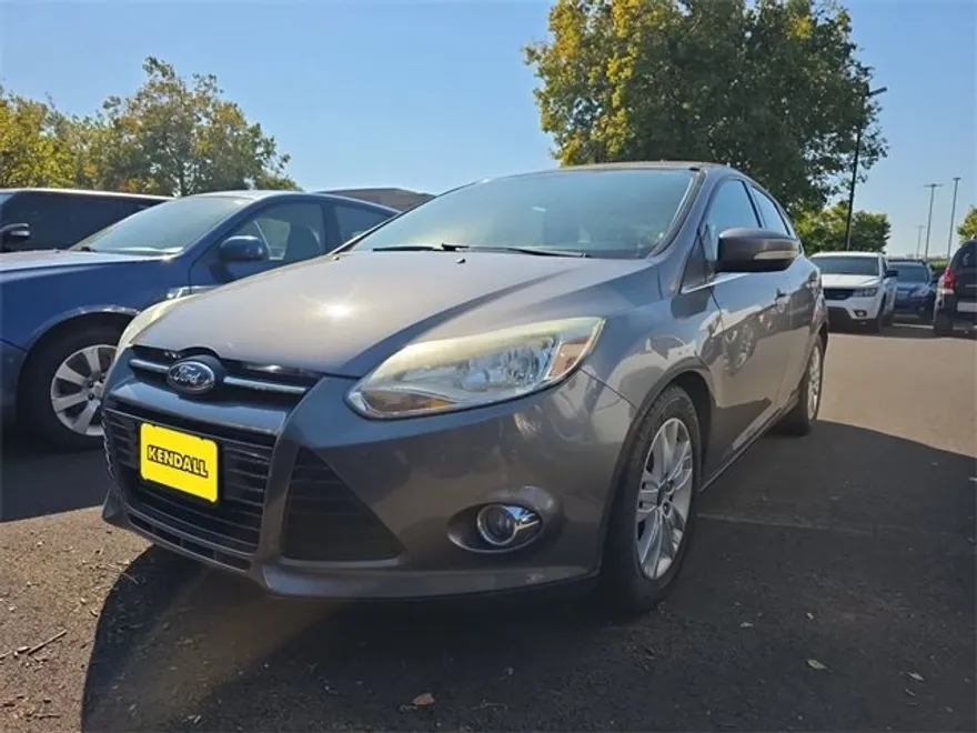 2012 Ford Focus SEL photo 1