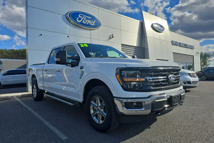 2024 Ford F-150 XLT photo 1