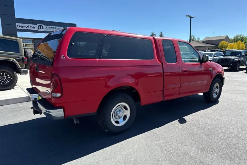 2002 Ford F-150 Base photo 1