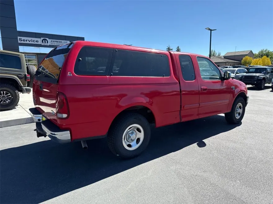 2002 Ford F-150 Base photo 1