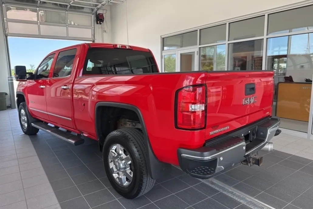 2018 Gmc Sierra SLT photo 1