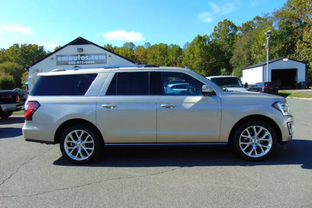 2018 Ford Expedition MAX Limited photo 1