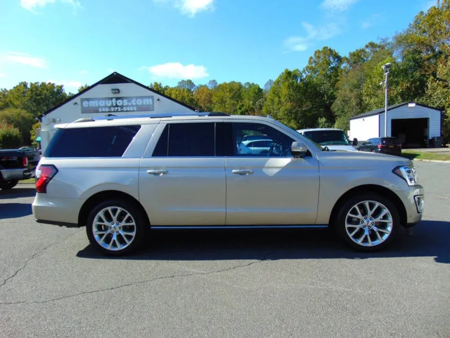 2018 Ford Expedition MAX Limited photo 1