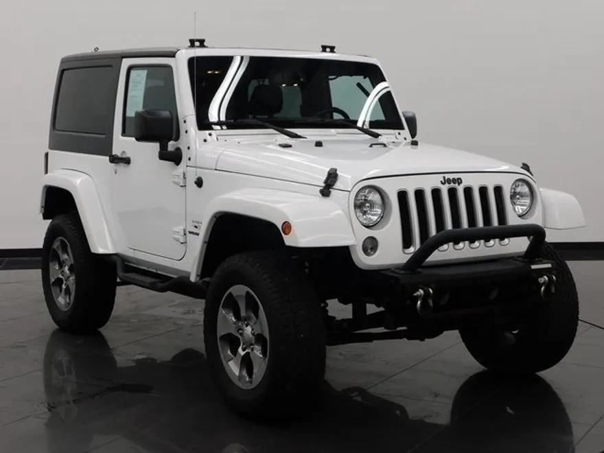 2016 Jeep Wrangler Sahara photo 1