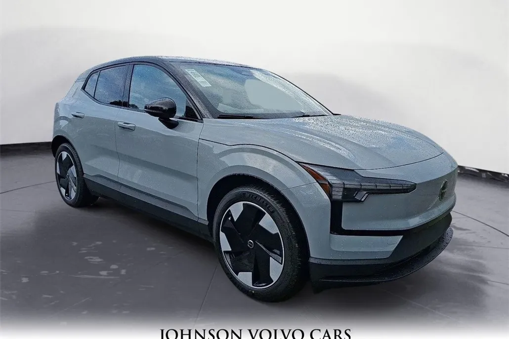 2025 Volvo EX30 Plus photo 1
