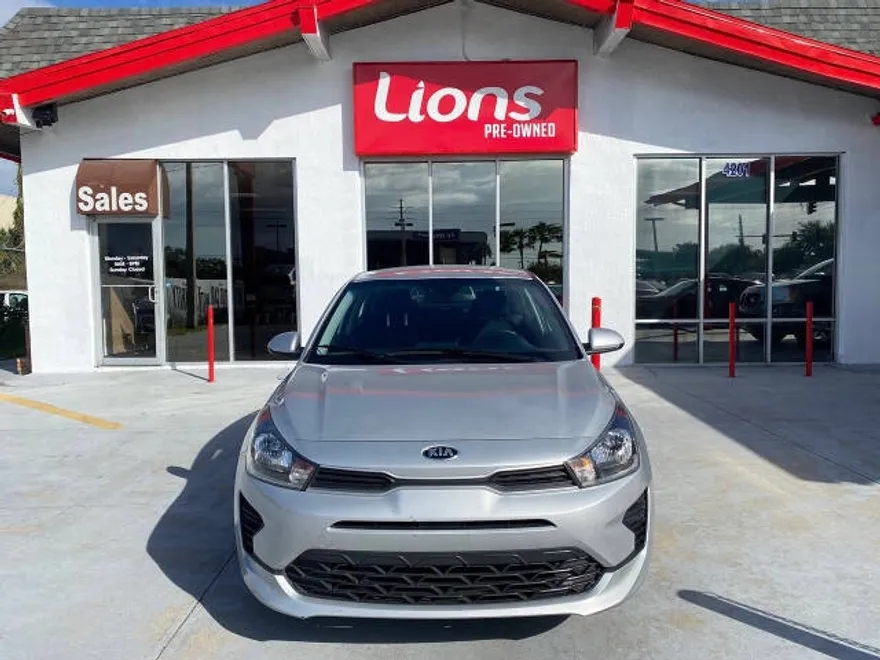 2021 Kia Rio LX photo 1