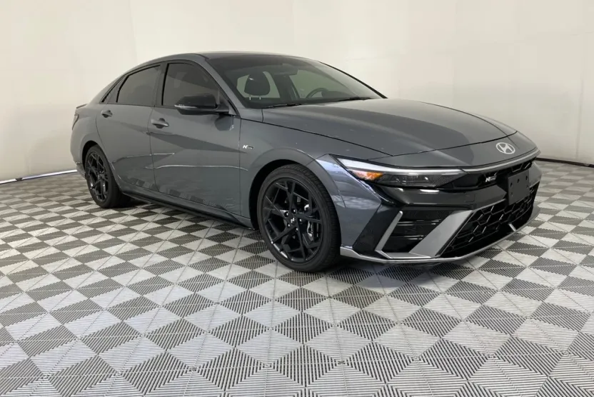 2025 Hyundai Elantra N Line photo 1