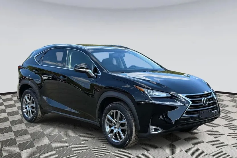 2015 Lexus NX 200t Luxury photo 1