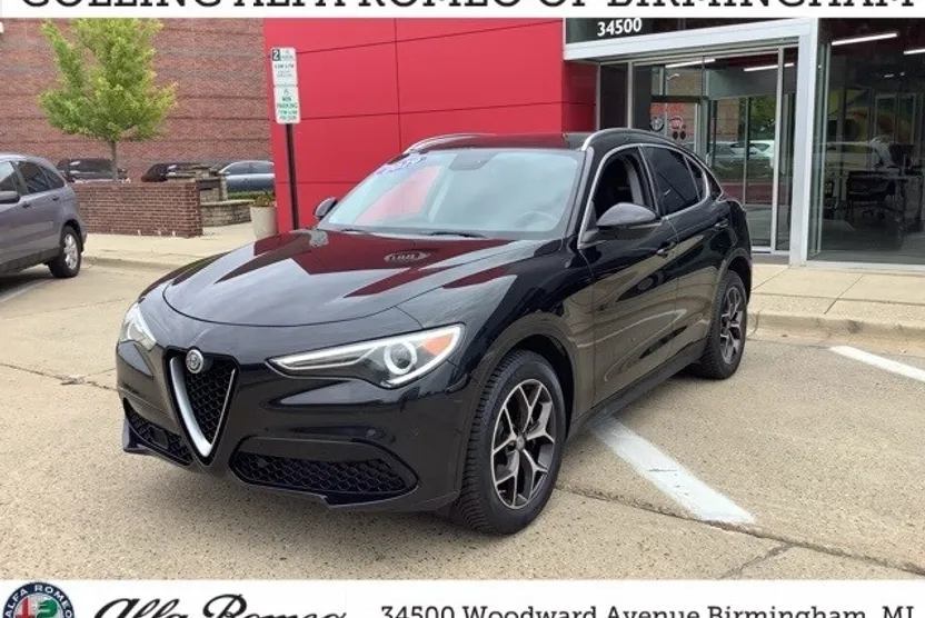 2019 Alfa Romeo Stelvio Ti photo 1