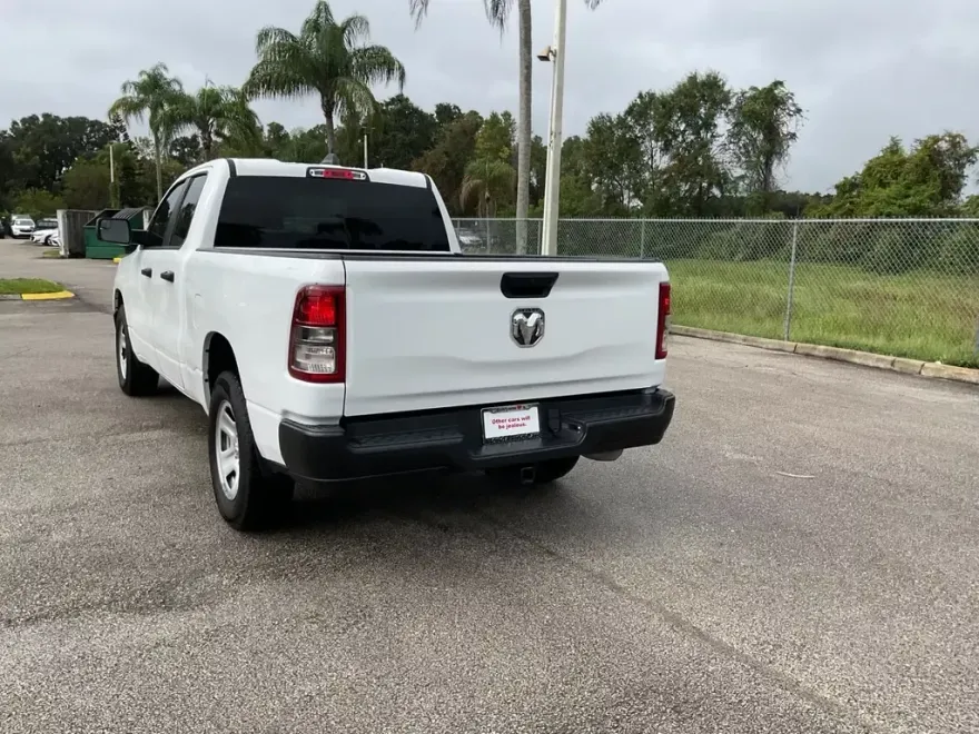 2024 Ram 1500 Tradesman photo 1