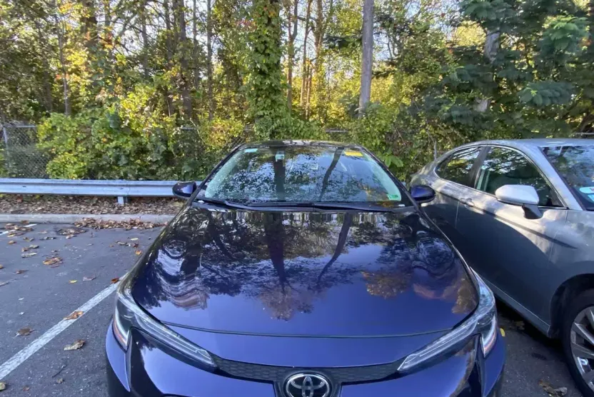 2024 Toyota Corolla LE photo 1