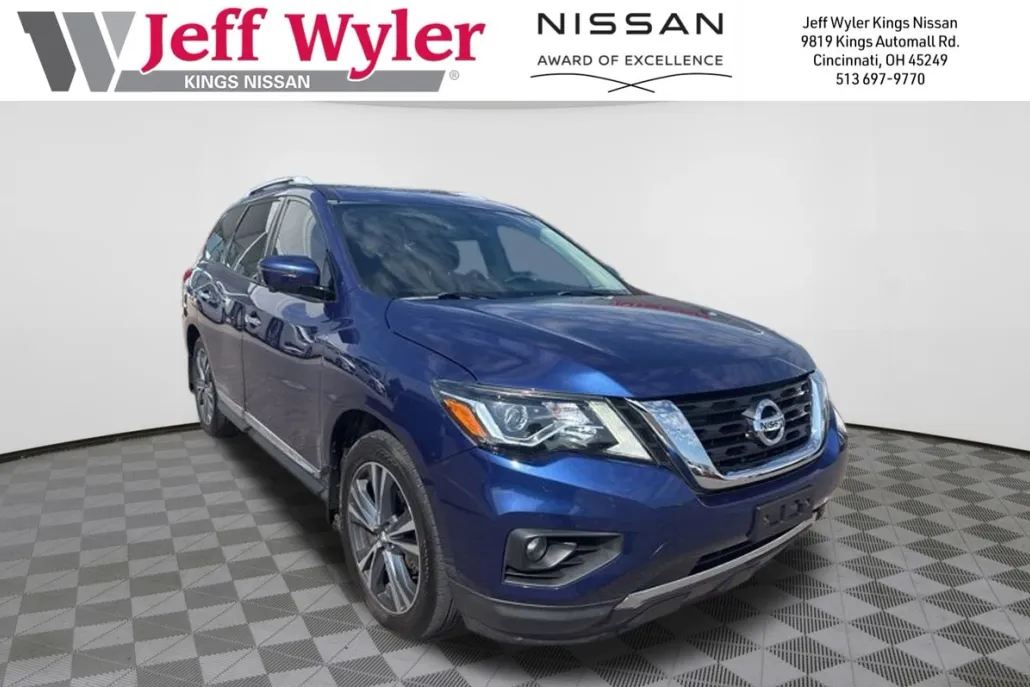 2019 Nissan Pathfinder Platinum 4x4 photo 1