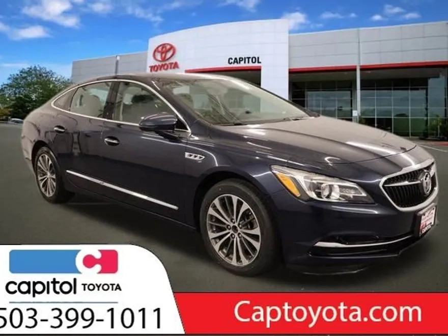 2017 Buick LaCrosse Essence photo 1