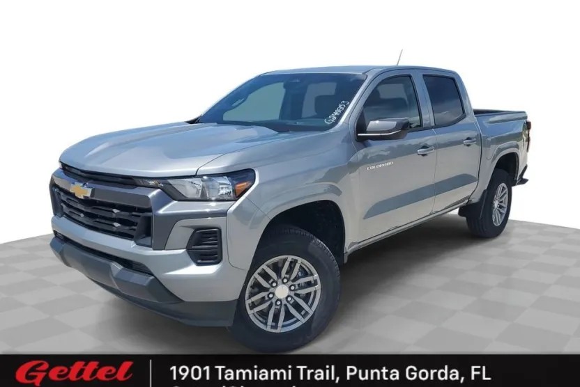 2025 Chevrolet Colorado Work Truck LT photo 1