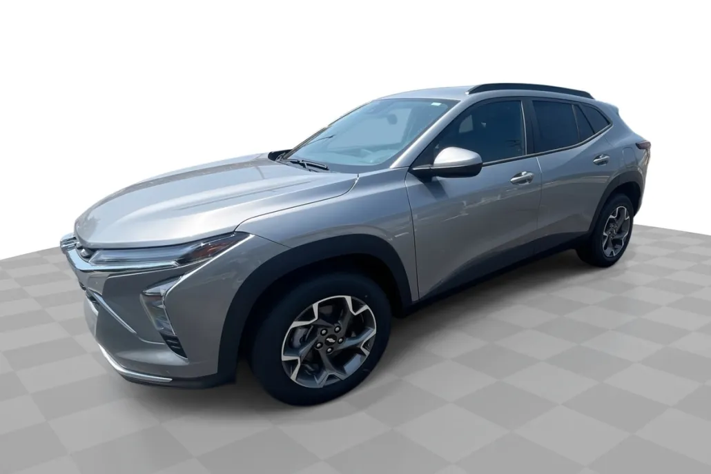 2025 Chevrolet Trax LT photo 1