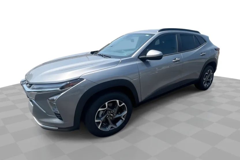 2025 Chevrolet Trax LT photo 1