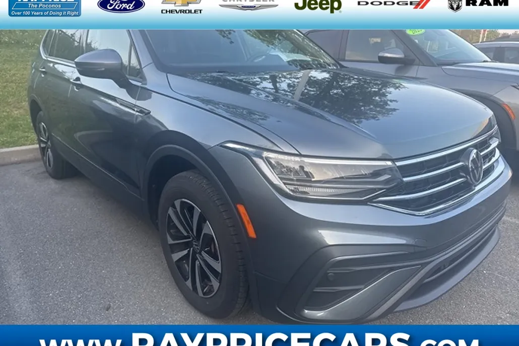 2022 Volkswagen Tiguan S photo 1