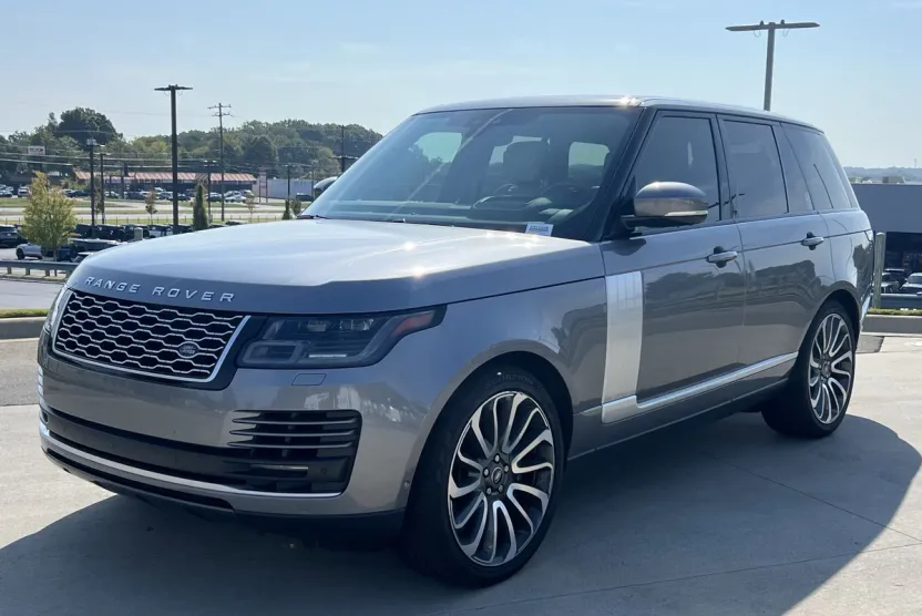 2021 Land Rover Range Rover P525 HSE HSE Westminster Edition photo 1