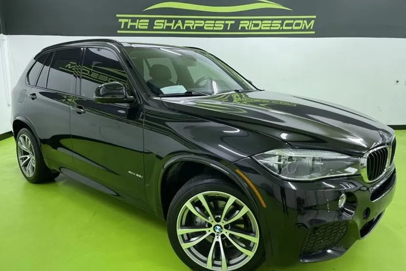 2015 Porsche Macan S photo 1