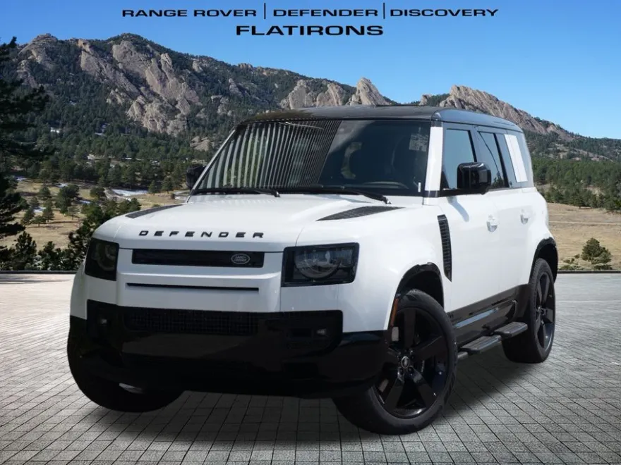 2025 Land Rover Defender 110 V8 photo 1