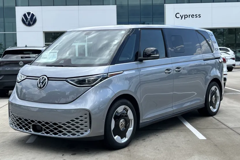 2025 Volkswagen ID. Buzz Pro S photo 1
