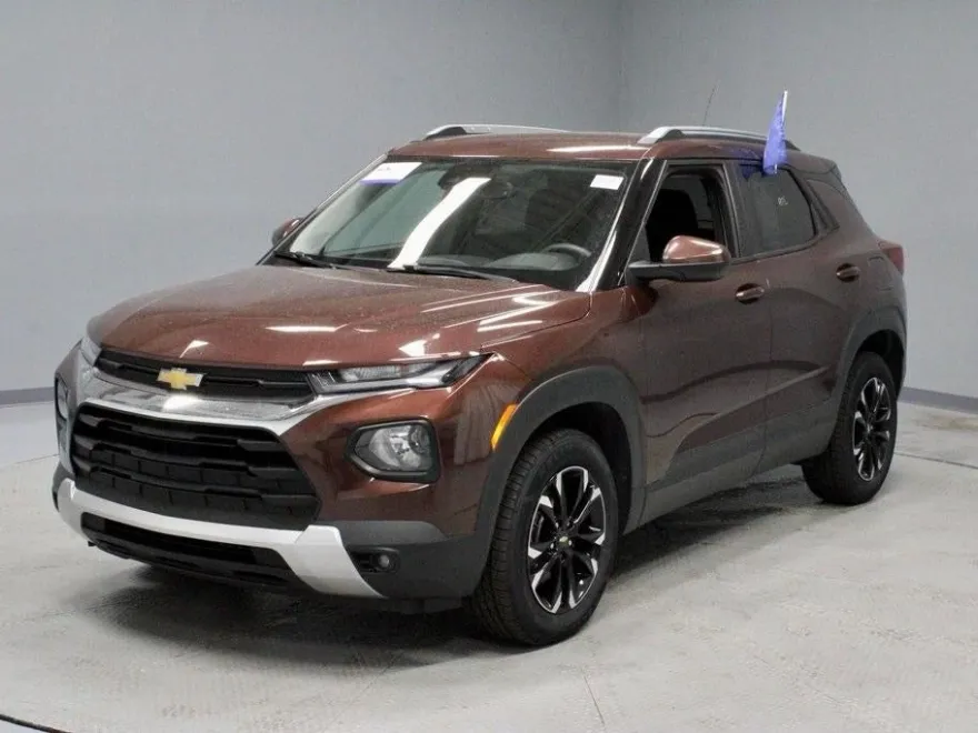 2022 Chevrolet Trailblazer LT photo 1