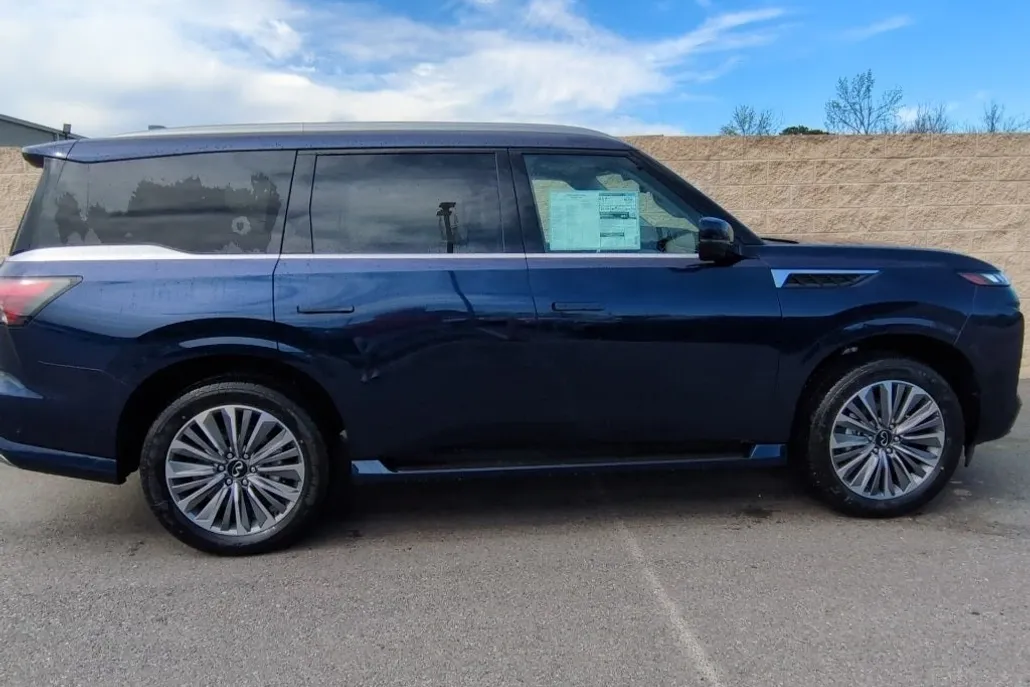 2025 Infiniti QX80 Sensory photo 1