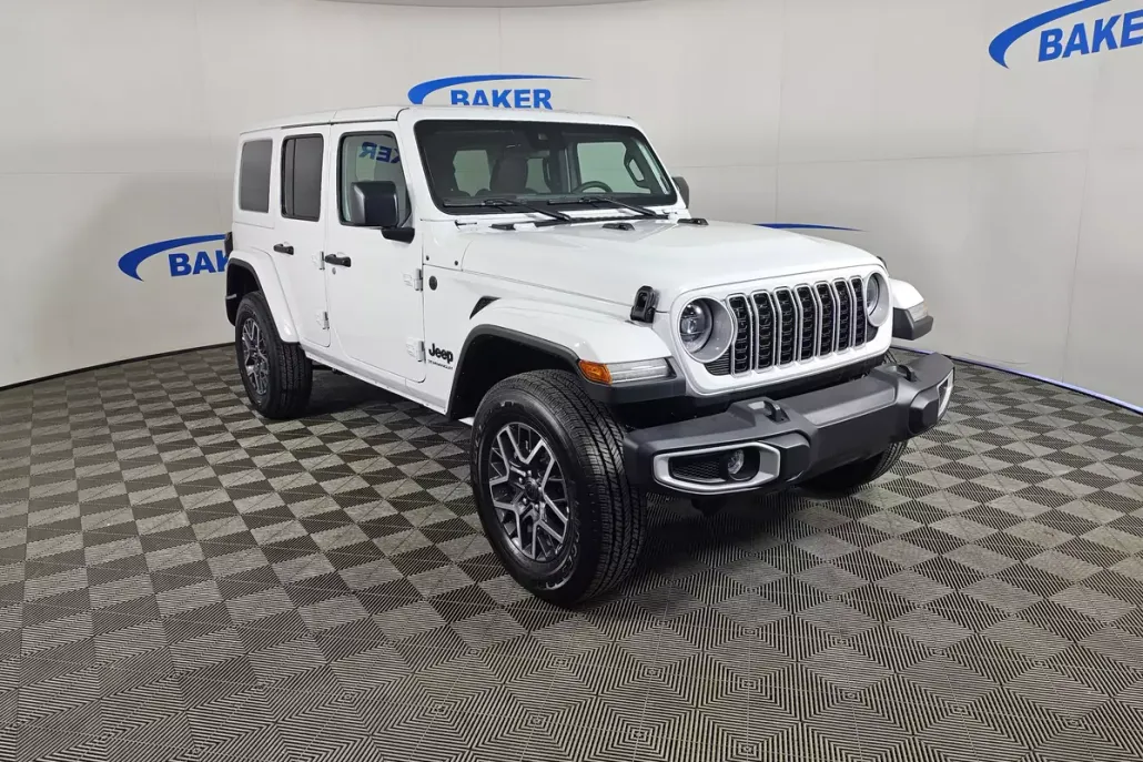 2025 Jeep Wrangler Sahara photo 1