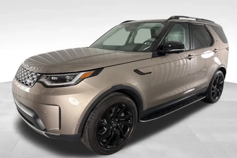 2025 Land Rover Discovery S photo 1