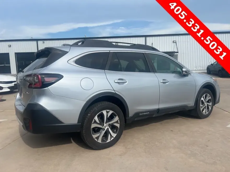 2022 Subaru Outback Limited photo 1