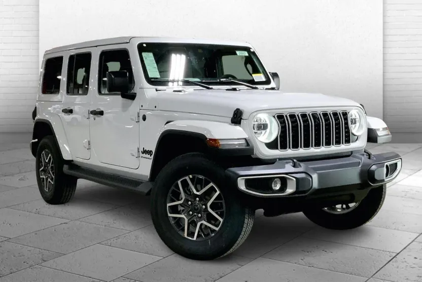 2025 Jeep Wrangler Sahara photo 1