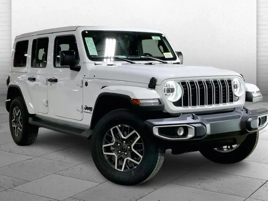 2025 Jeep Wrangler Sahara photo 1