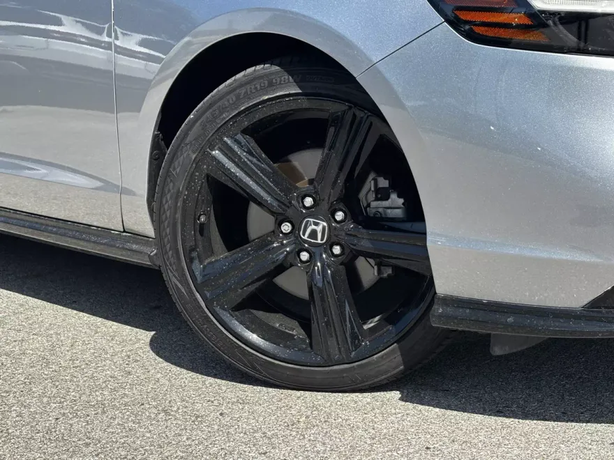 2023 Honda Accord Hybrid Sport-L photo 1