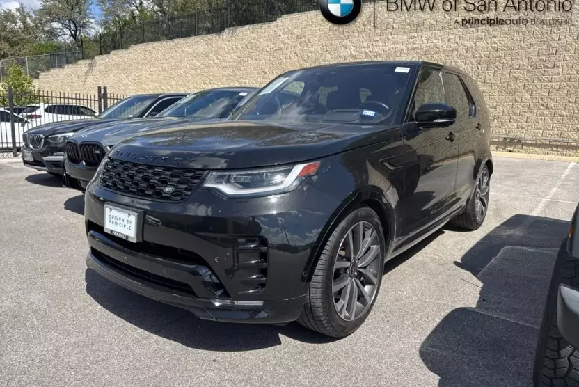 2021 Land Rover Discovery HSE R-Dynamic photo 1