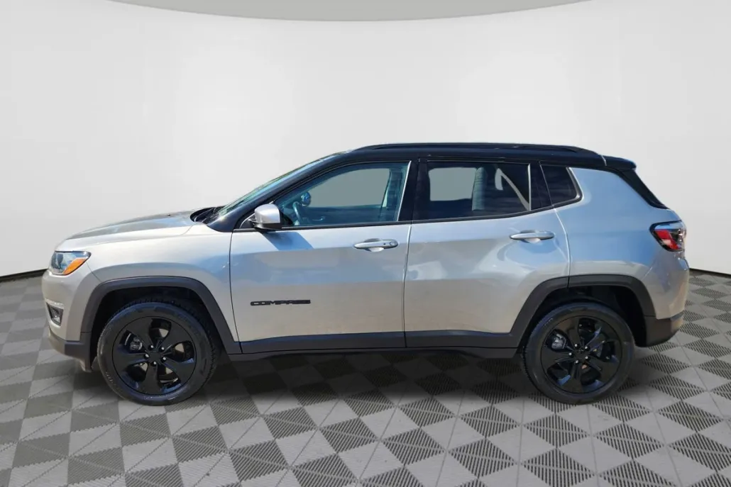2021 Jeep Compass Altitude photo 1