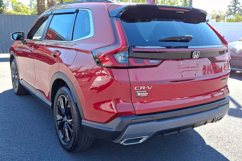 2025 Honda CR-V Hybrid Sport Touring photo 1